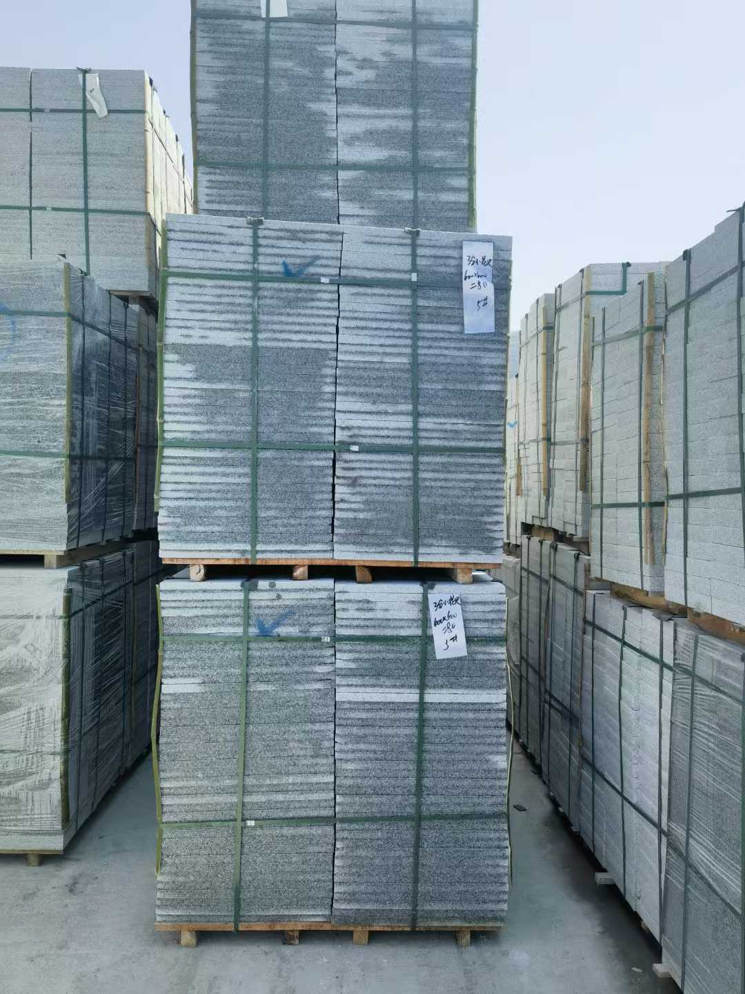 贺州芝麻白地铺成品