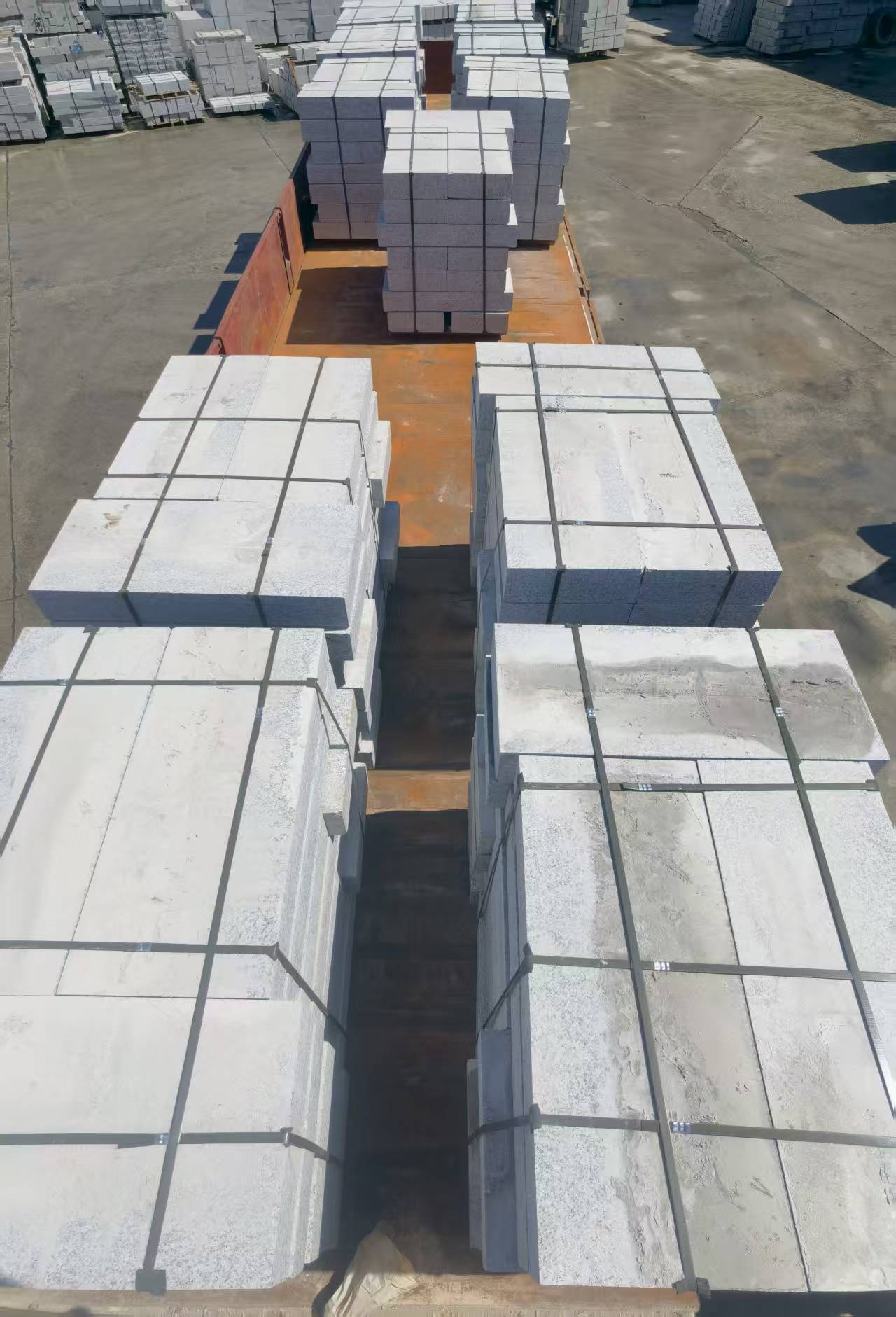 贺州 路沿石装车出货