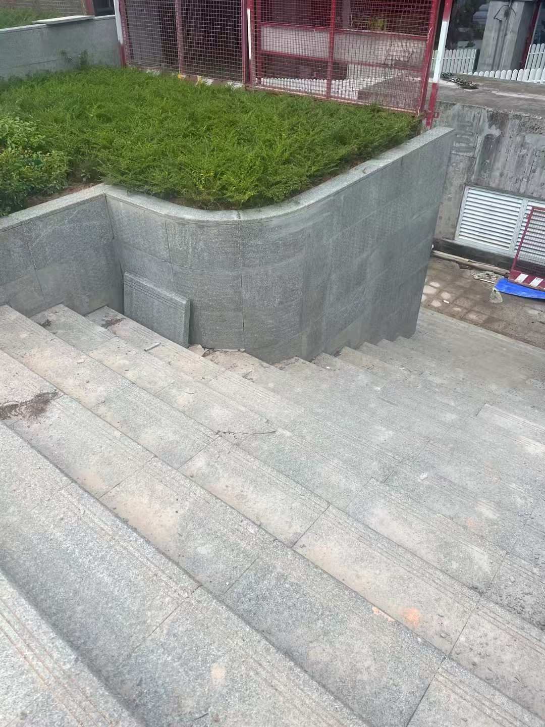 贺州 芝麻黑火烧面铺装案例